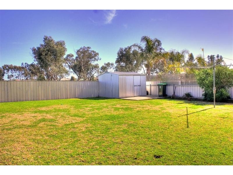 5 Bamarook Crescent, Wagga Wagga NSW 2650
