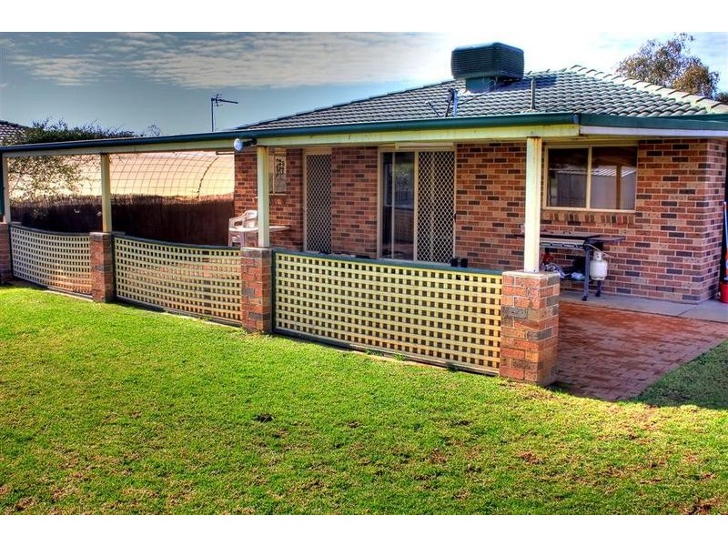 5 Bamarook Crescent, Wagga Wagga NSW 2650