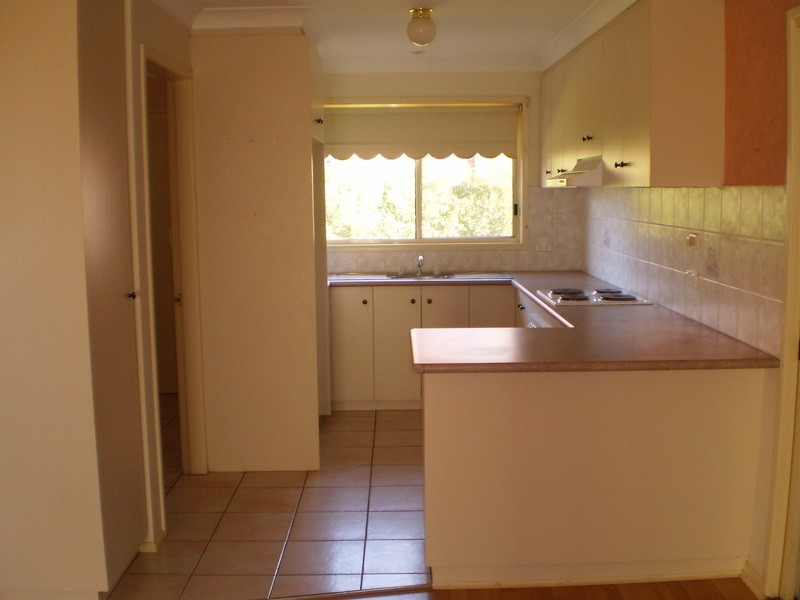 1/1 Gidgee Place, Glenfield Park NSW 2650