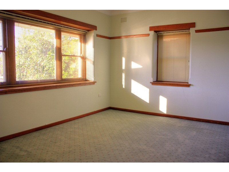 10 Meurant Avenue, Wagga Wagga NSW 2650