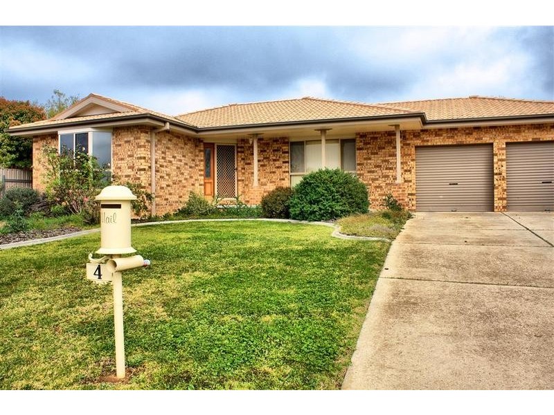 4 Wonkana Road, Glenfield Park NSW 2650