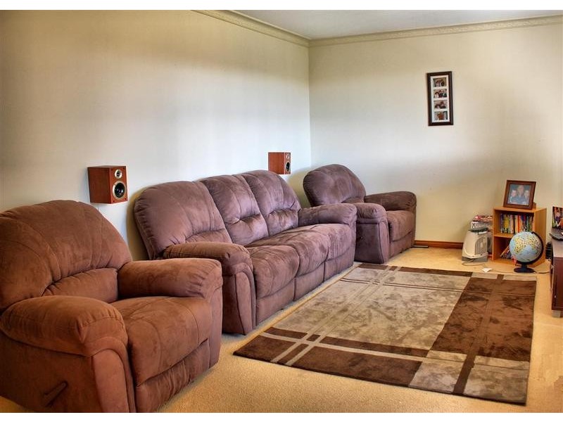 4 Wonkana Road, Glenfield Park NSW 2650