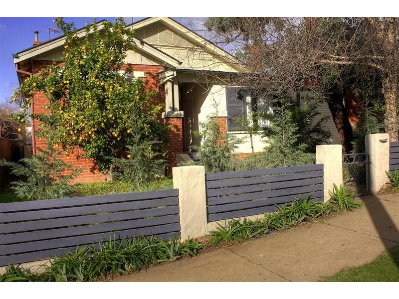 23 Edmondson Street, Wagga Wagga NSW 2650