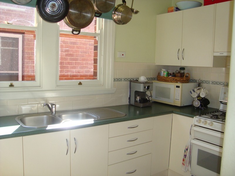 42 Garland Street, Wagga Wagga NSW 2650