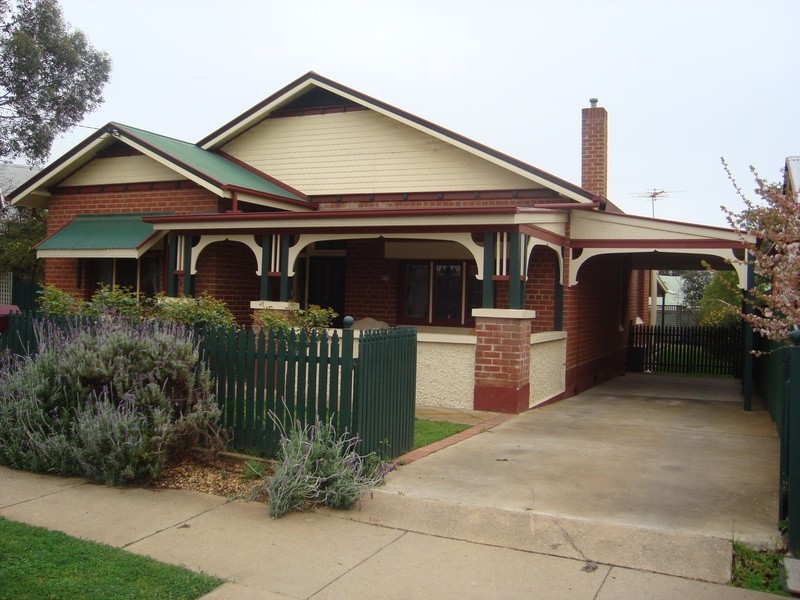 53 Brookong Avenue, Wagga Wagga NSW 2650