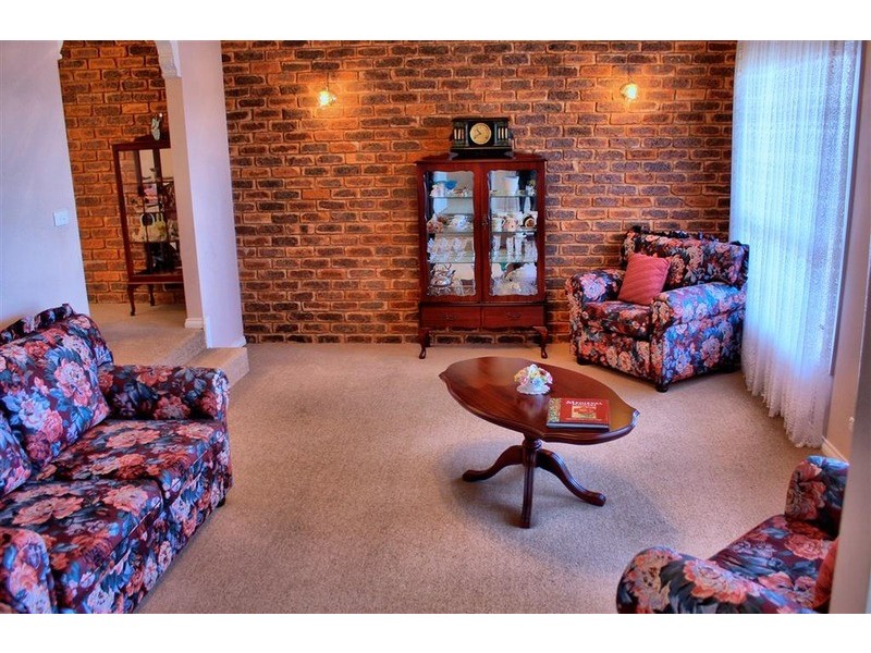 86 Amaroo Street, Wagga Wagga NSW 2650