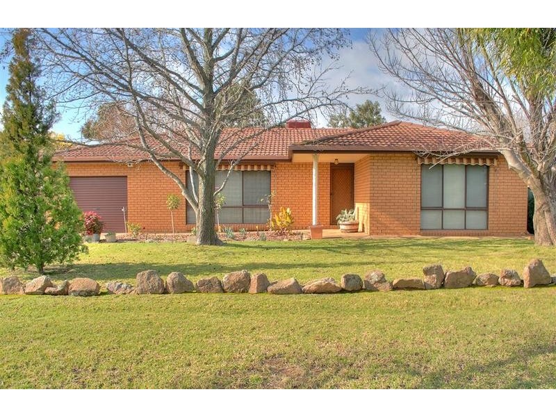 43 Bandera Avenue, Wagga Wagga NSW 2650