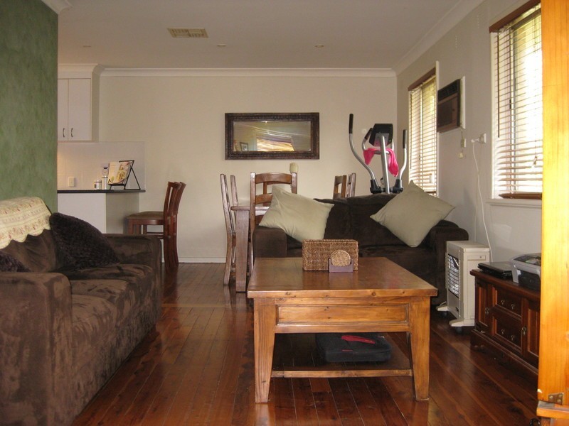 1/95 Meadow Street, Kooringal NSW 2650