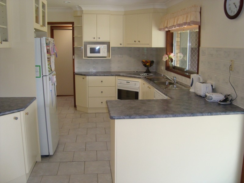 6 Carmody Street, Kooringal NSW 2650