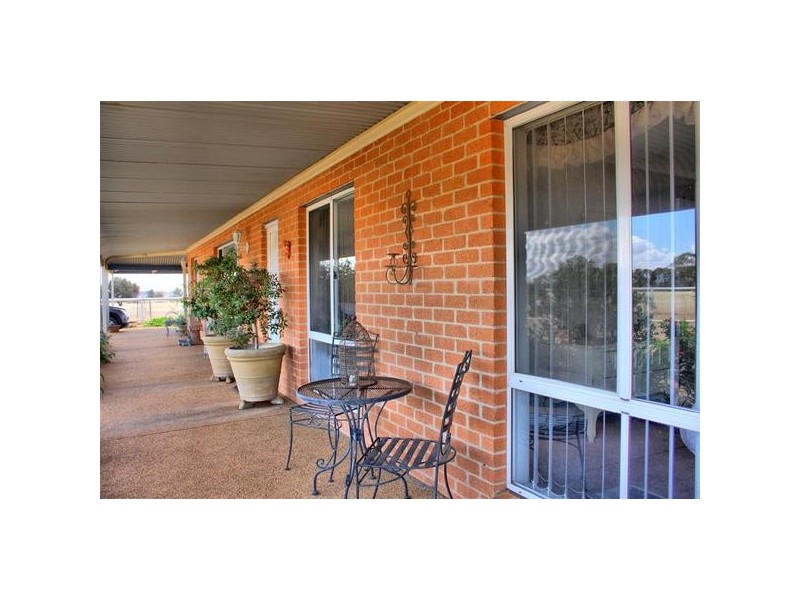 171 Connorton Street, Wagga Wagga NSW 2650