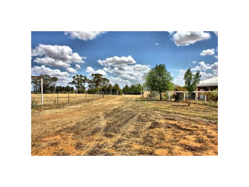 171 Connorton Street, Wagga Wagga NSW 2650