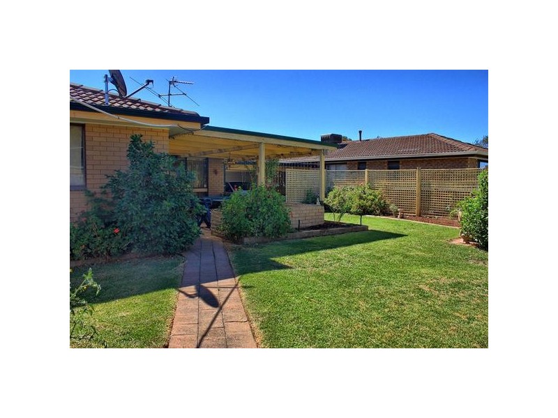 27  Main Street, Wagga Wagga NSW 2650