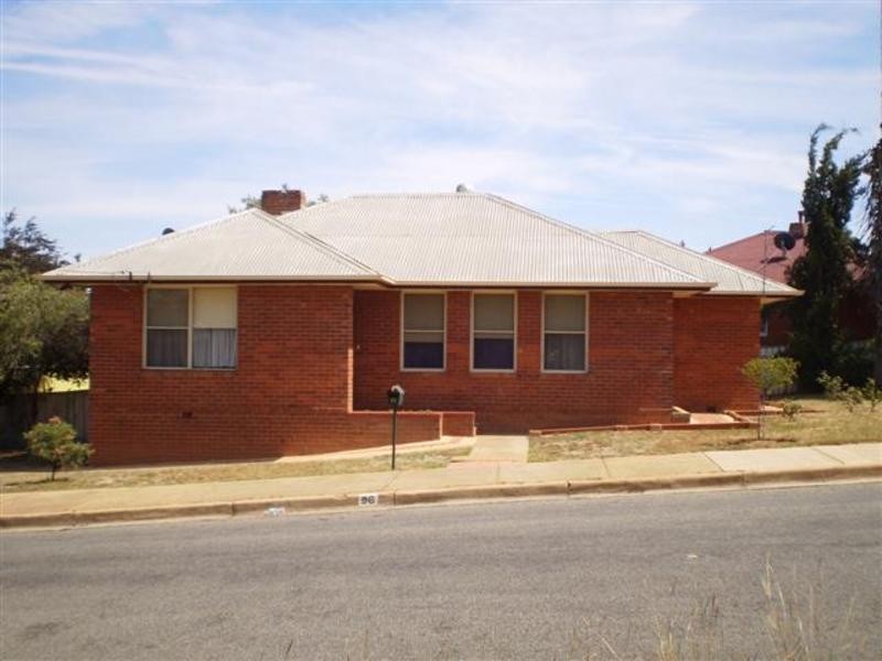 96 Mitchelmore Street, Turvey Park NSW 2650