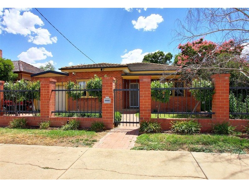 74 Murray Street, Wagga Wagga NSW 2650