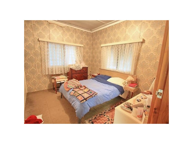 2 Pioneer Avenue, Wagga Wagga NSW 2650