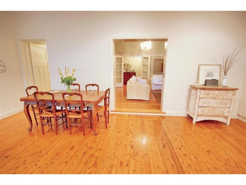 68 Railway Street, Wagga Wagga NSW 2650