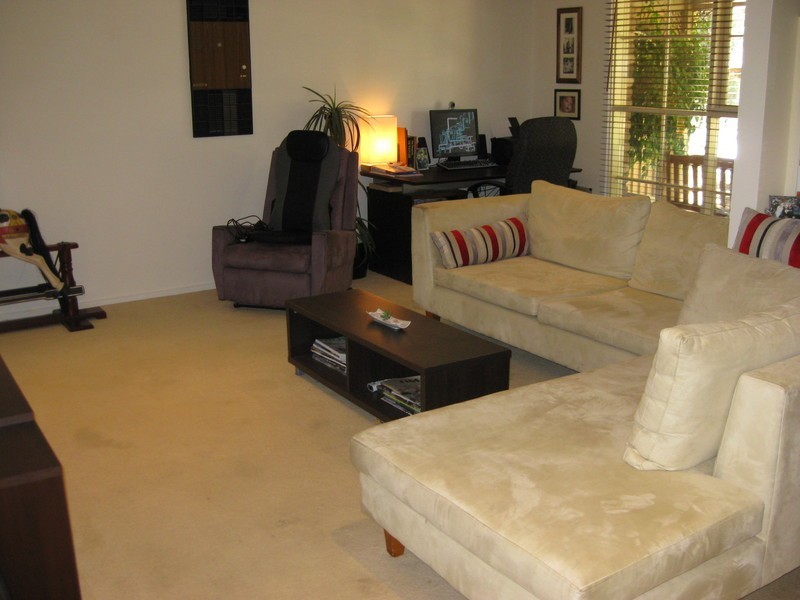 6 Nandina Street, Lake Albert NSW 2650