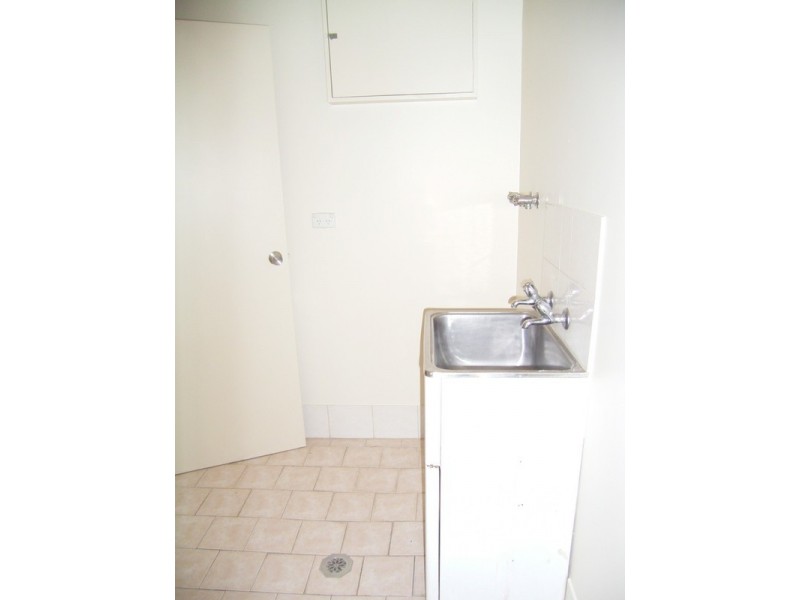 2/179 Baylis Street, Wagga Wagga NSW 2650