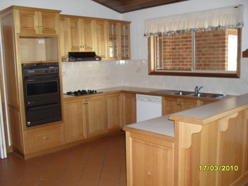 5 Banool Place, Kooringal NSW 2650