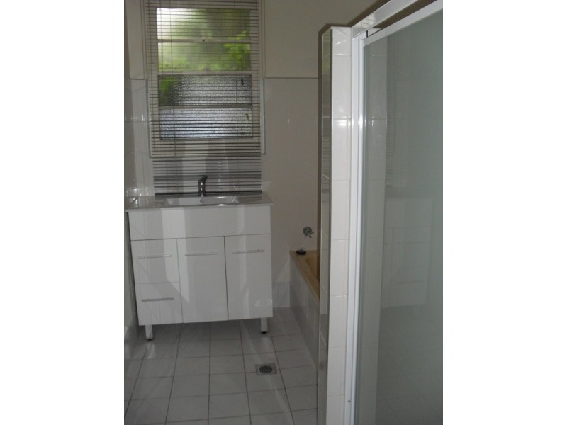 69 Mitchelmore Street, Turvey Park NSW 2650