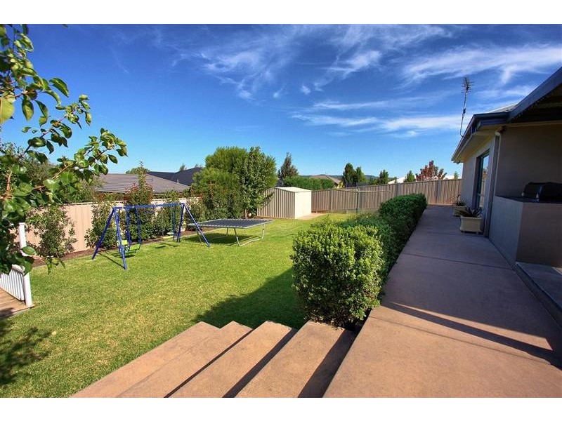 44 Fitzroy Street, Tatton NSW 2650