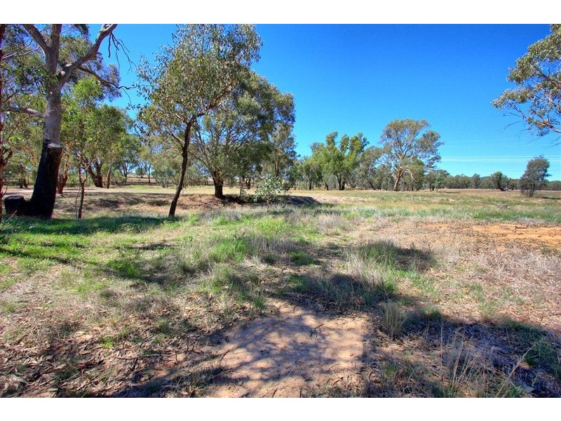 21 Rowan Road, Rowan NSW 2650