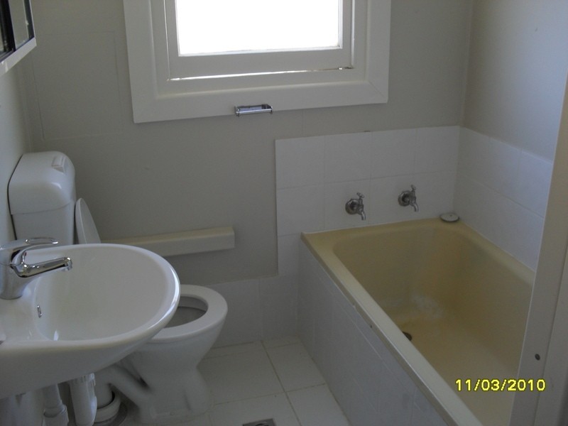 232 Gurwood Street, Wagga Wagga NSW 2650