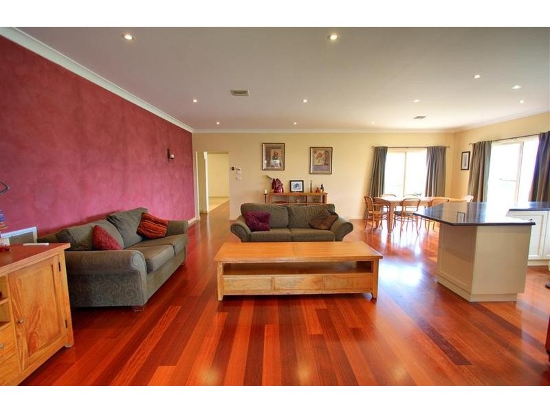 190 Brucedale Drive, Brucedale NSW 2650