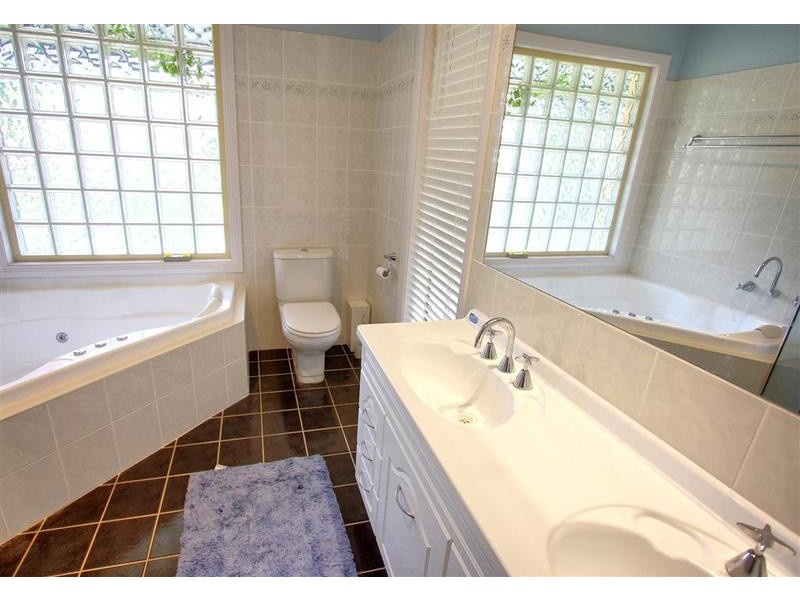 190 Brucedale Drive, Brucedale NSW 2650
