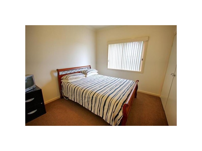 42 Berembee Drive, Wagga Wagga NSW 2650
