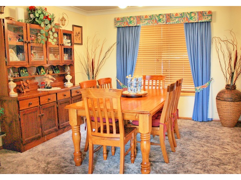 49 Mitchell Road, Wagga Wagga NSW 2650