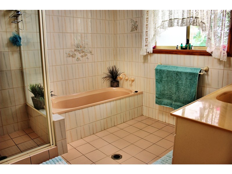 49 Mitchell Road, Wagga Wagga NSW 2650