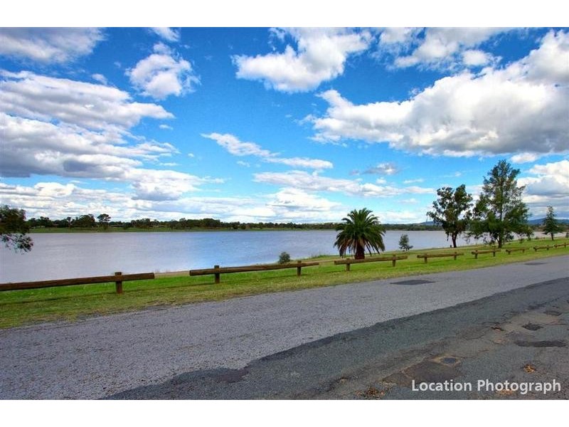 1-4/18 Magnolia Parade, Lake Albert NSW 2650