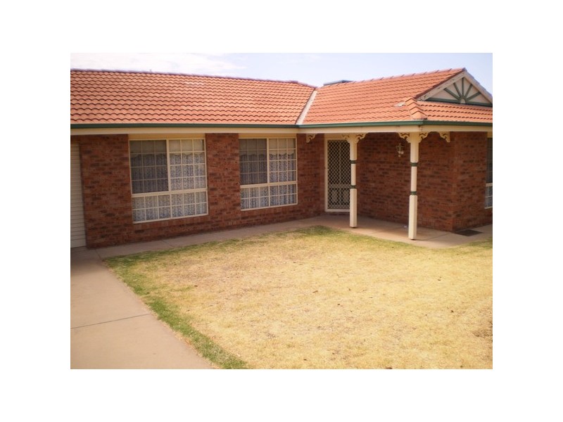 15 Kimberley Drive, Tatton NSW 2650