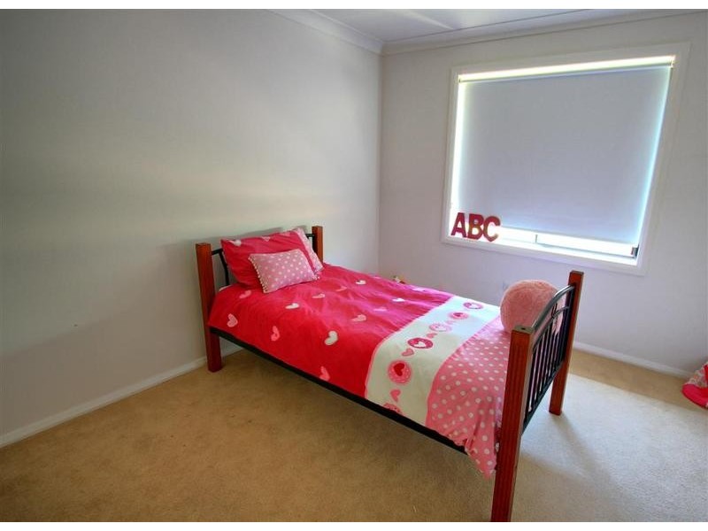 9 Teak Close, Forest Hill NSW 2651