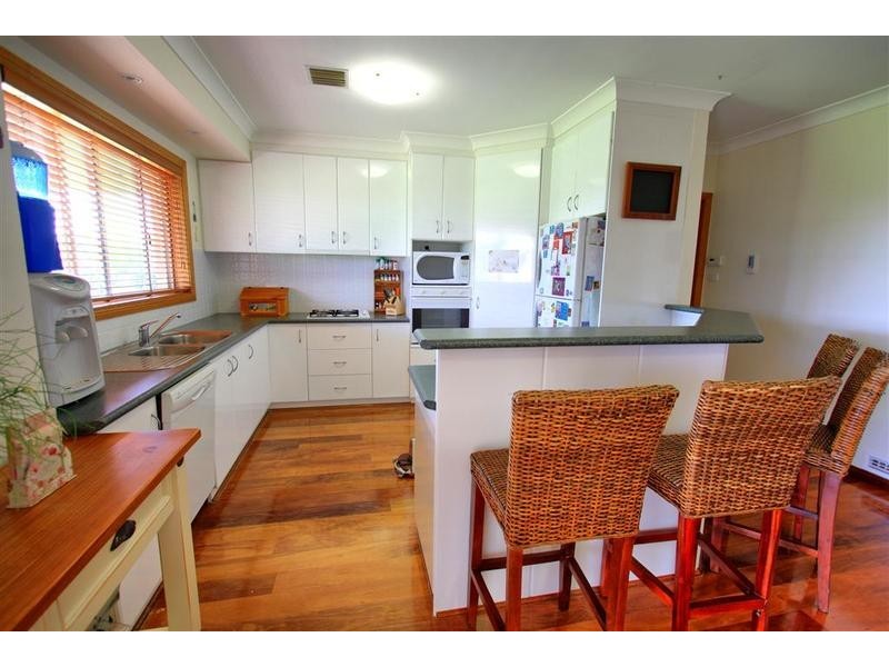 6 Stringybark Place, Springvale NSW 2650