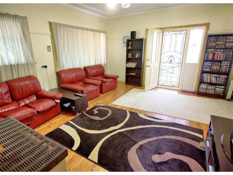17 Brunskill Avenue, Forest Hill NSW 2651