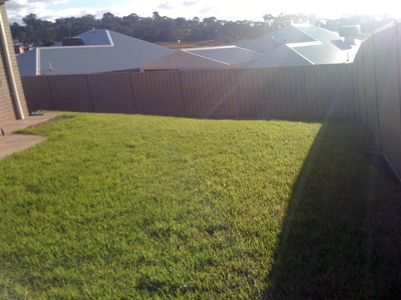 78 Kaloona Drive, Bourkelands NSW 2650