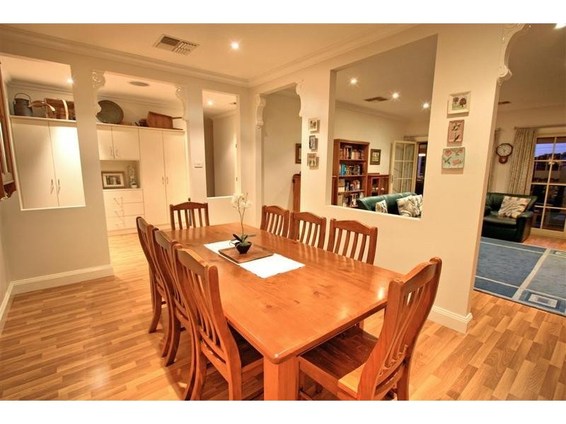 53 Gormly Avenue, Wagga Wagga NSW 2650
