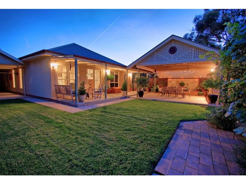 53 Gormly Avenue, Wagga Wagga NSW 2650