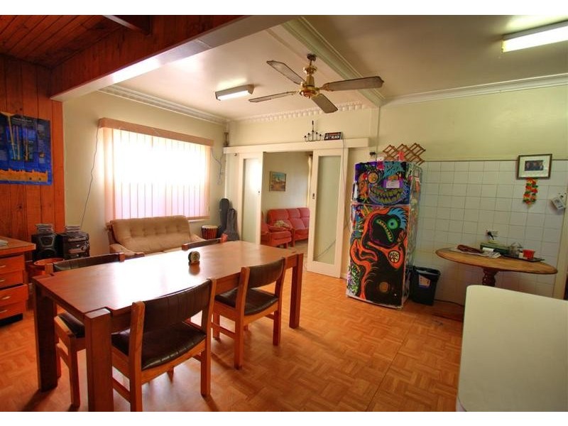 112 Docker Street, Wagga Wagga NSW 2650