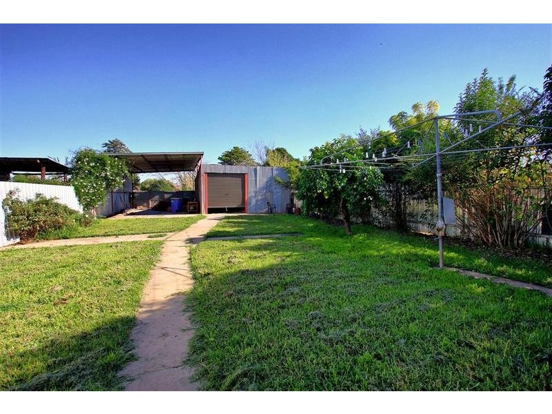 112 Docker Street, Wagga Wagga NSW 2650