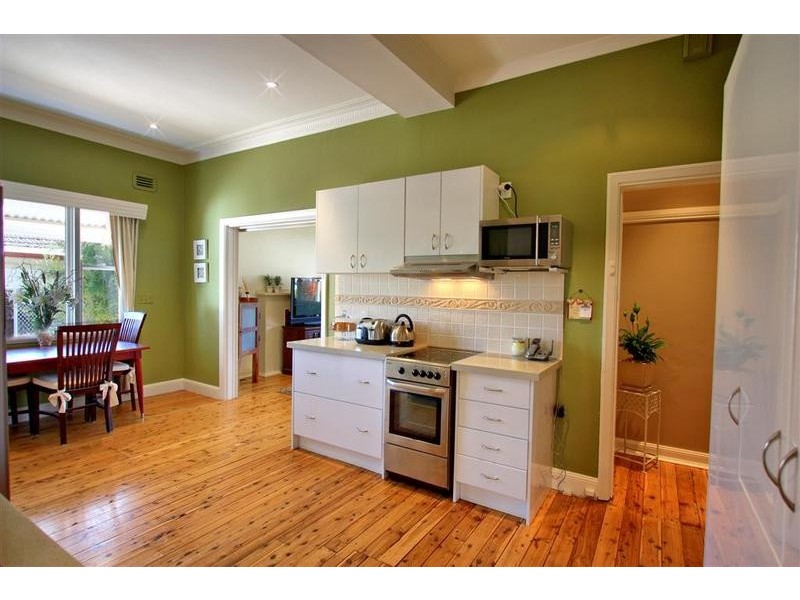 40 Wooden Street, Turvey Park NSW 2650