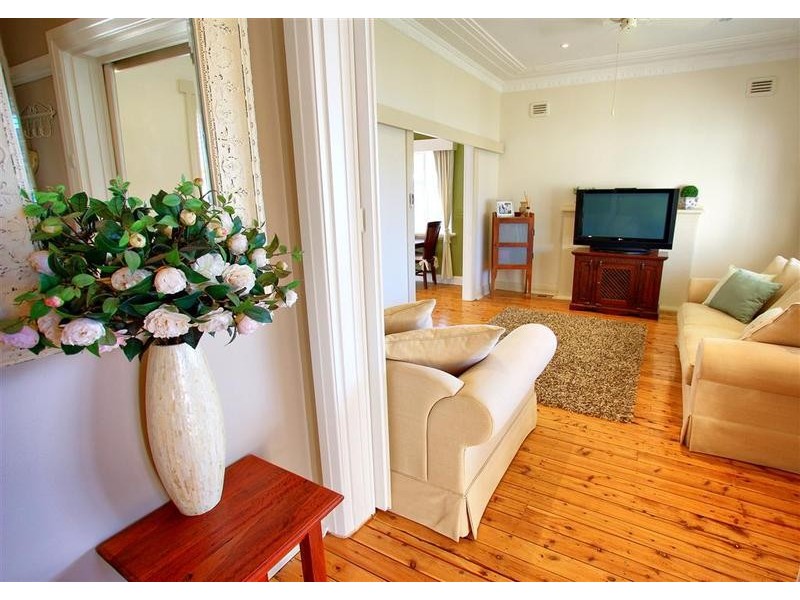 40 Wooden Street, Turvey Park NSW 2650