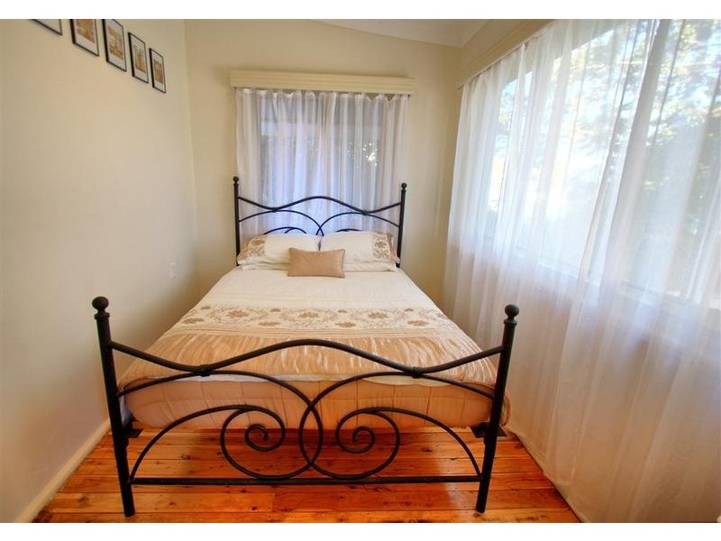 40 Wooden Street, Turvey Park NSW 2650