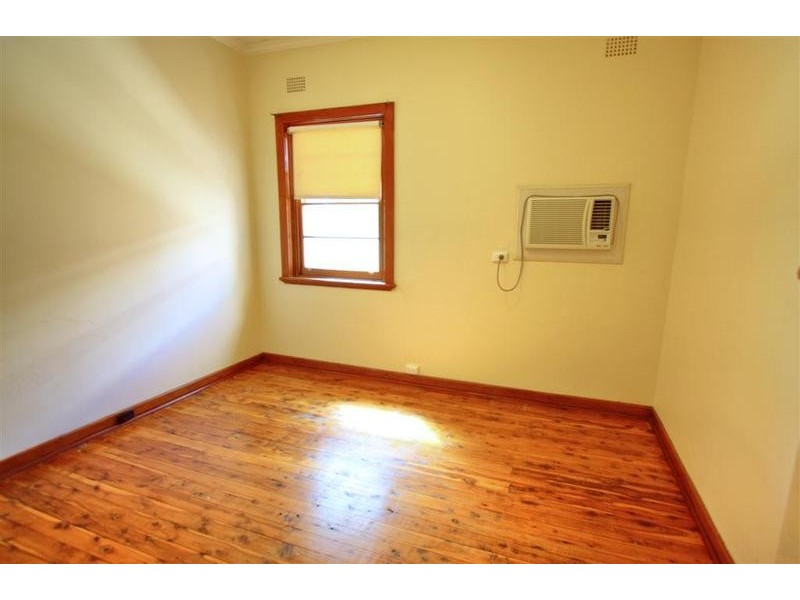 94 The Esplanade, Wagga Wagga NSW 2650