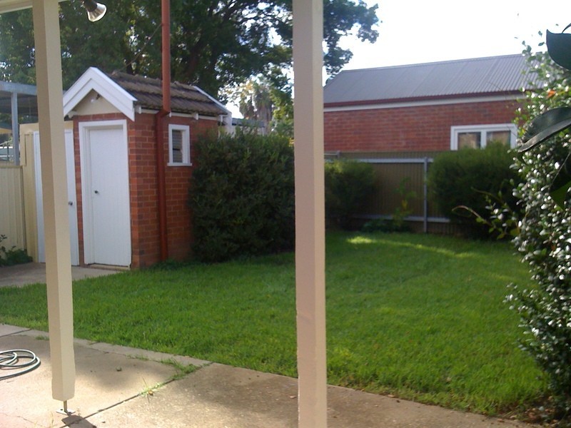 94 The Esplanade, Wagga Wagga NSW 2650