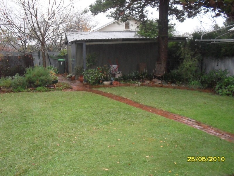 36 Trevor Street, Turvey Park NSW 2650