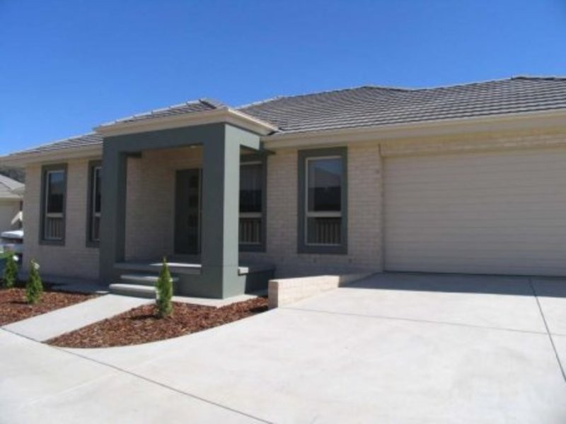 1/10 Cumberland Court, Tatton NSW 2650