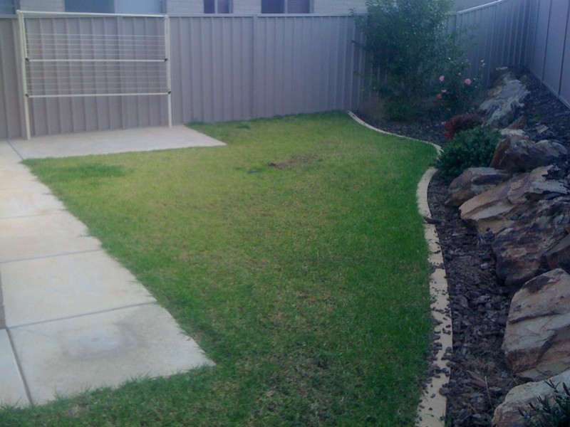 1/10 Cumberland Court, Tatton NSW 2650